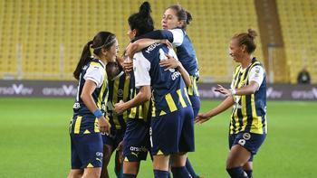 Kadınlar derbisinde Fenerbahçe, Beşiktaş'ı 3-2 mağlup etti