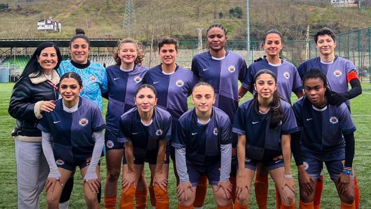 Bornova Hitabspor, Kadın Futbol Süper Ligi'nde!