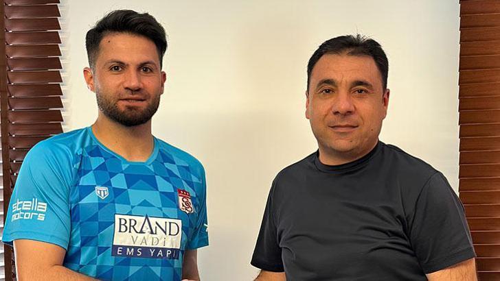 Ali Şaşal Vural, Sivasspor'la sözleşme uzattı!