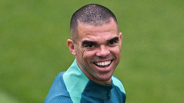 Porto'da Pepe kararı! Ayrılığı açıkladı