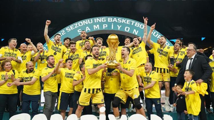 Olimpik Fenerbahçe Kupa da var madalya da
