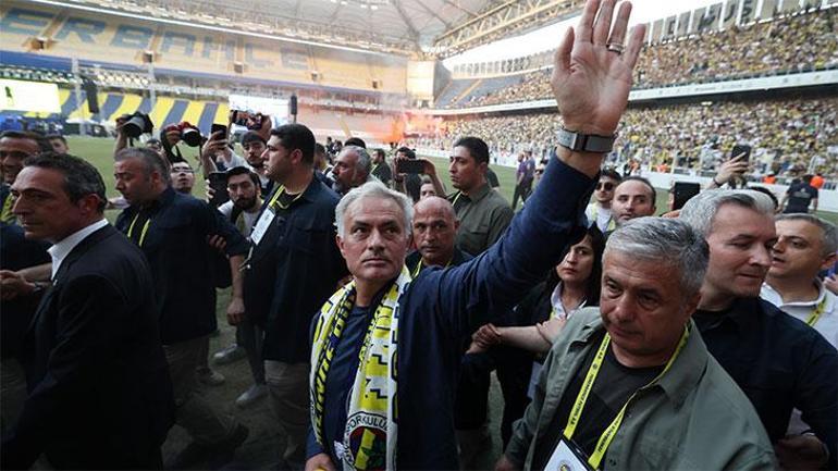 Fenerbahçenin Mourinho imzası Avrupa basınında: Çılgın kalabalık