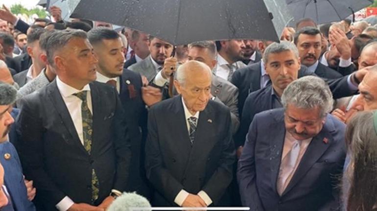 MHP Lideri Bahçeli Ankarada açılışa katıldı