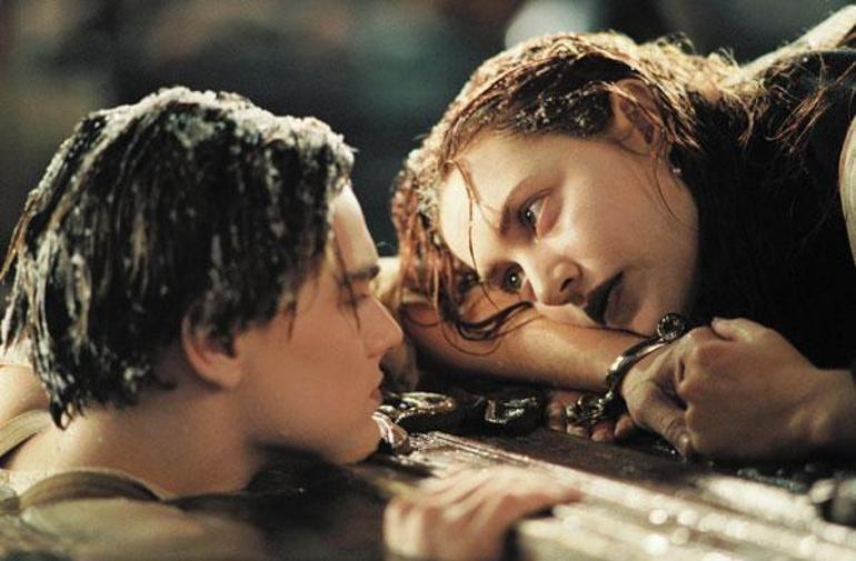 Yıllar sonra gelen Titanic itirafı Genç kızların Leonardo DiCaprio ile öpüşmek istemesine şaşmamalı