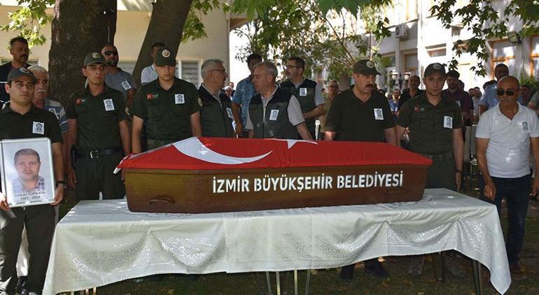 İzmirde orman işçisinin feci sonu Gözyaşlarıyla son yolculuğuna uğurlandı