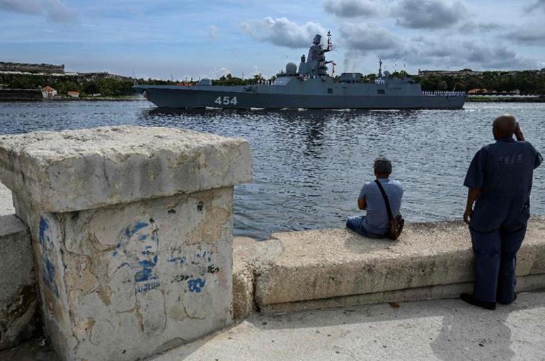 Rusyadan Küba krizini hatırlatan hamle  Kazan Havanadan ayrıldı