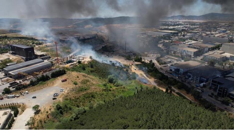 Son dakika: İstanbulda fabrika yangını Çok sayıda ekip sevk edildi