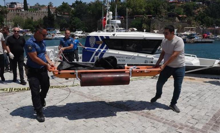 Antalyada kan donduran olay Denizde, kol, bacak ve başsız ceset bulundu
