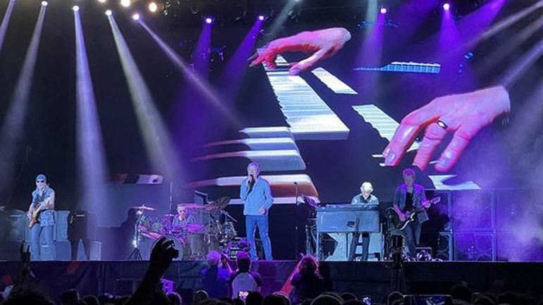 İngiliz rock grubu Deep Purple, İstanbulda konser verdi