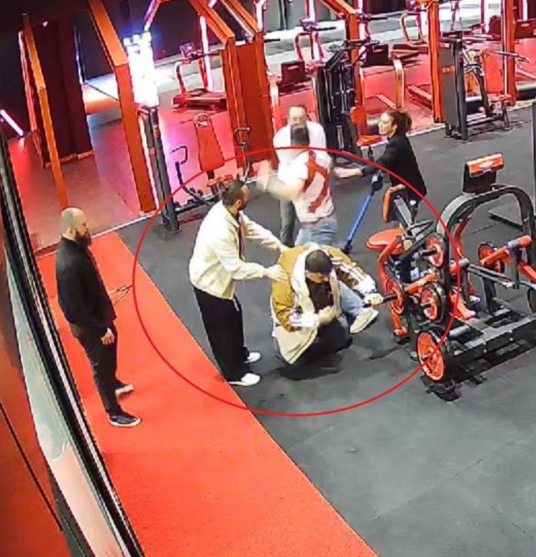 ‘Vur emri kamerada Silah çekip milli sporcuya saldırdılar
